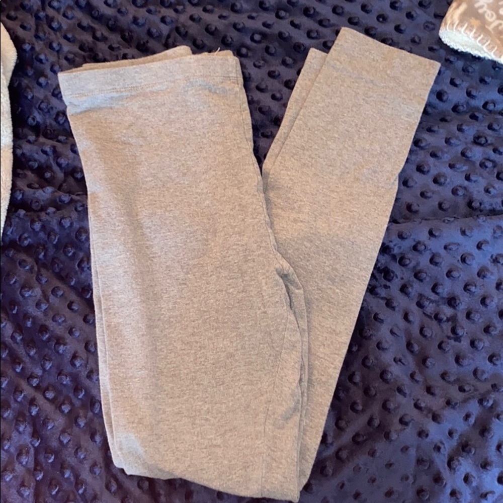 FOREVER 21- leggings